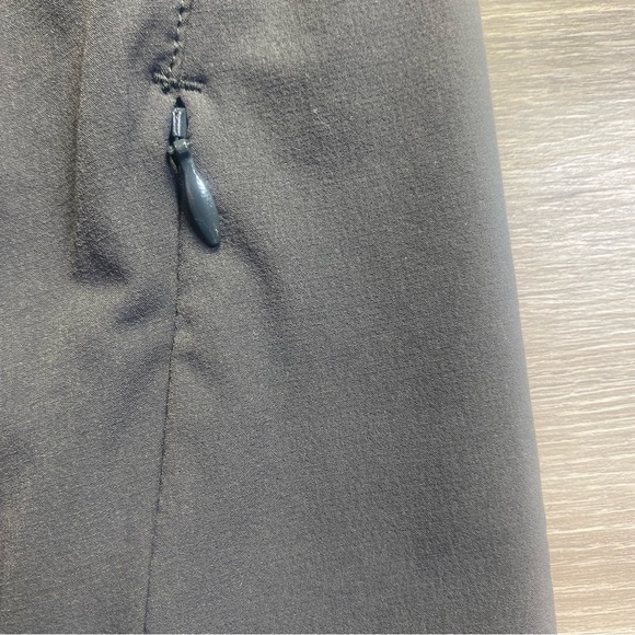 Duluth Trading Co Black Cargo‎ Pants with Durable Design - Picture 12 of 13